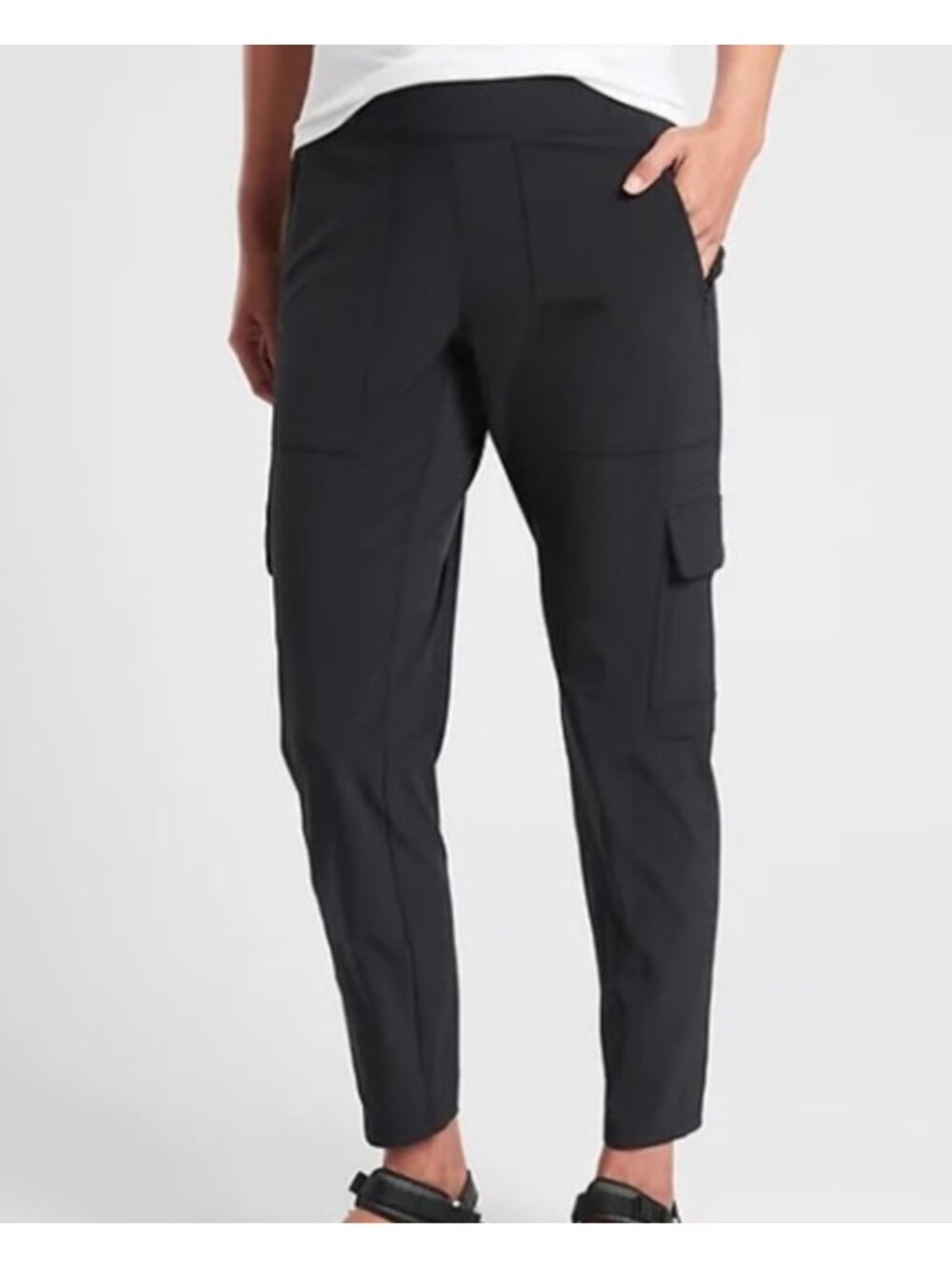 Athleta Chelsea Cargo Pants Dark Gray Mid Rise Tapered Travel Athleisure Size 6